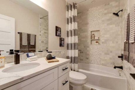 Reforma de Banios en Santa Justa Sevilla